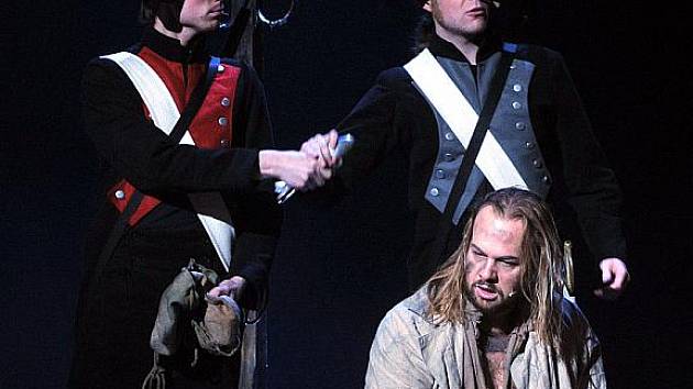 Brněnský herec Petr Gazdík ztvárnil v muzikálu Les Misérables (Bídníci) galejníka Jeana Valjeana.