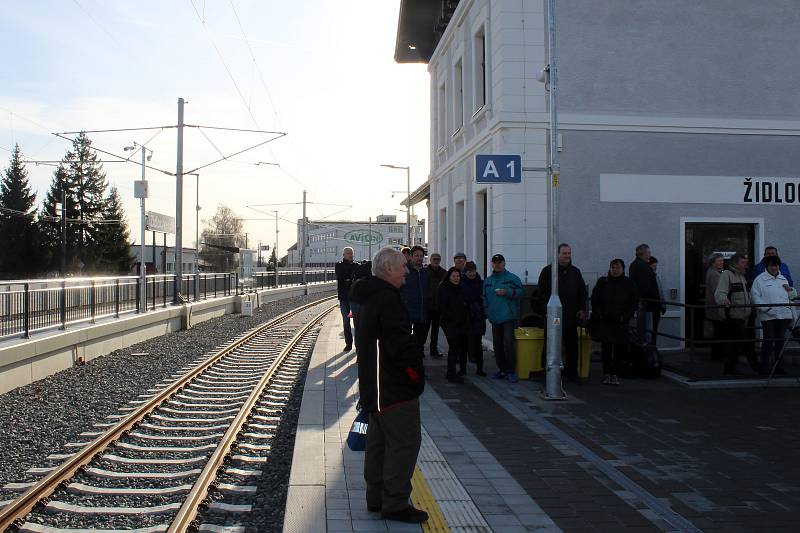 V Židlochovicích před dvěma roky otevřeli nový vlakový terminál. Na tamní nádraží přijel vlak poprvé po čtyřiceti letech.