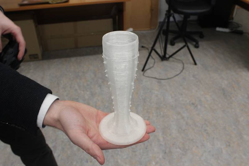 Brněnští archeologové a muzeologové z Masarykovy univerzity bádají v nových laboratořích. K dispozici mají moderní technologie, například 3D tisk. Na nové pracoviště se přestěhovaly i unikátní sbírky.