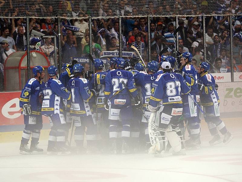 Kometa zažila euforii. Vyhrála Tipsport Cup