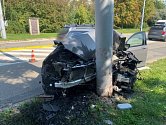 Starší řidič vjel autem do sloupu v ulici Věstonická v Brně.