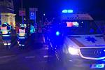 Žena v Žabovřeskách narazila s autem do sloupu. I přes snahu záchranářů zemřela