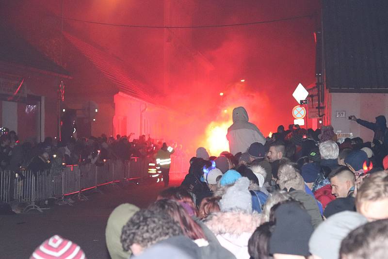 Židlochovicemi na Brněnsku prošli v sobotu rakouští krampusové.