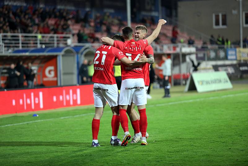 Fotbal Zbrojovka Brno - Třinec postup do první ligy zápas