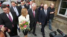 Prezident Miloš Zeman dorazil na jižní Moravu i s dcerou Kateřinou. V Brně ho přivítal hejtman Jihomoravského kraje Michal Hašek.