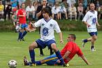 Hokejisté brněnské Komety remizovali v přátelském utkání se žebětínskými fotbalisty 3:3.