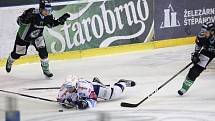 Po sérii nevydařených zápasů na hřištích soupeřů, hokejisté brněnské Komety na domácím ledě zabrali a vyhráli i druhé utkání. Tentokrát přehráli Mladou Boleslav 4:1.
