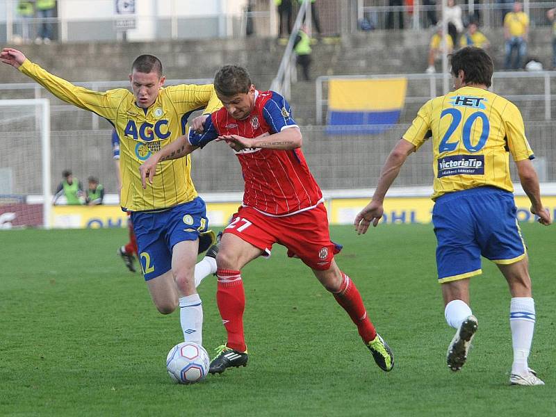 Brněnští fotbalisté podlehli ve 22. kole Gambrinus ligy na domácím hřišti Teplicím 0:1.