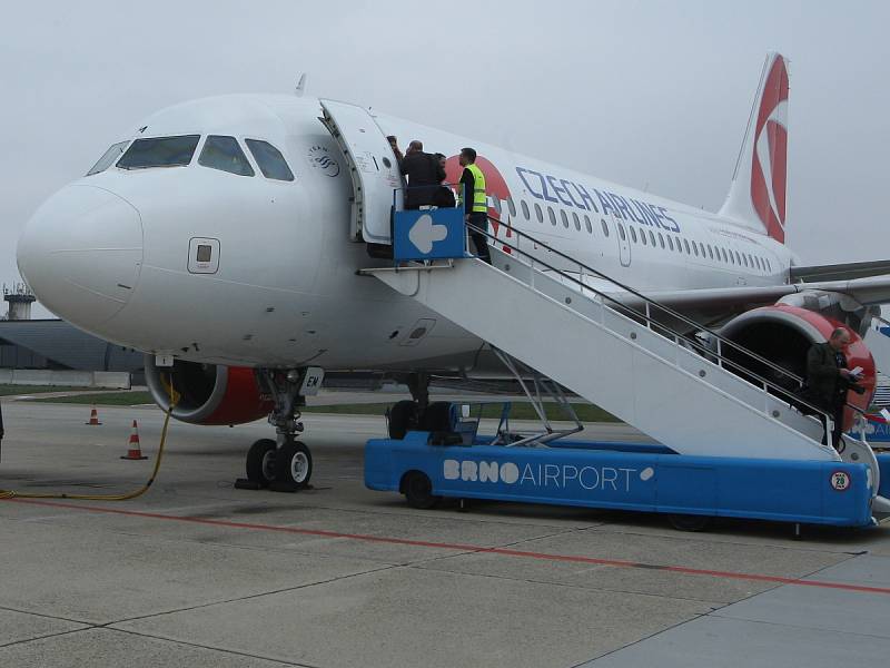 Vzpomínkový let Airbusu A319 na lince Praha - Piešťany - Brno - Praha.