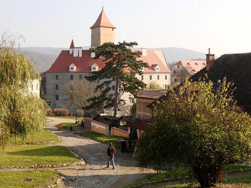 Lidé měli poslední šanci navštívit letos hrad Veveří.