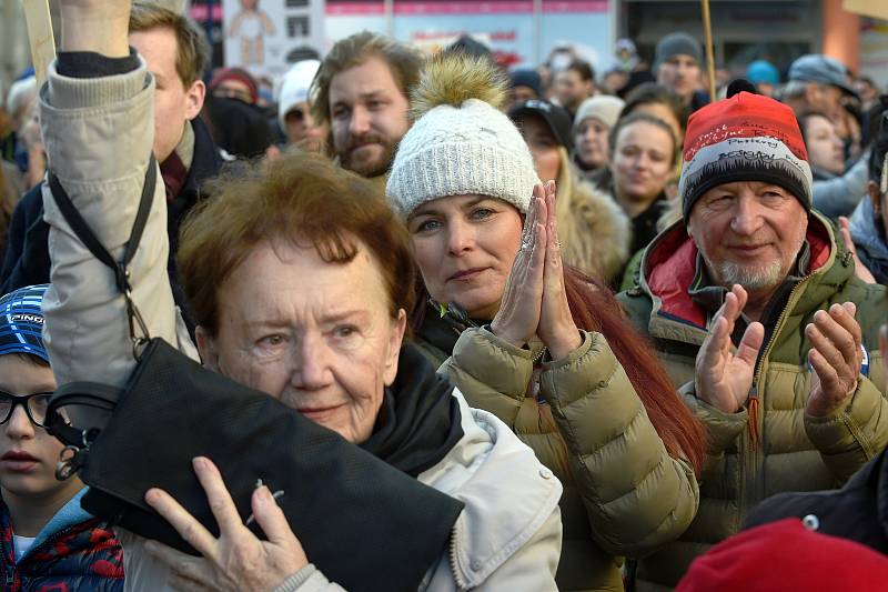 Demonstrace proti Andreji Babišovi v Brně.