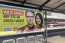 Slovenská politická strana Sloboda a Solidarita se billboardy pokouší oslovit své voliče v Brně.