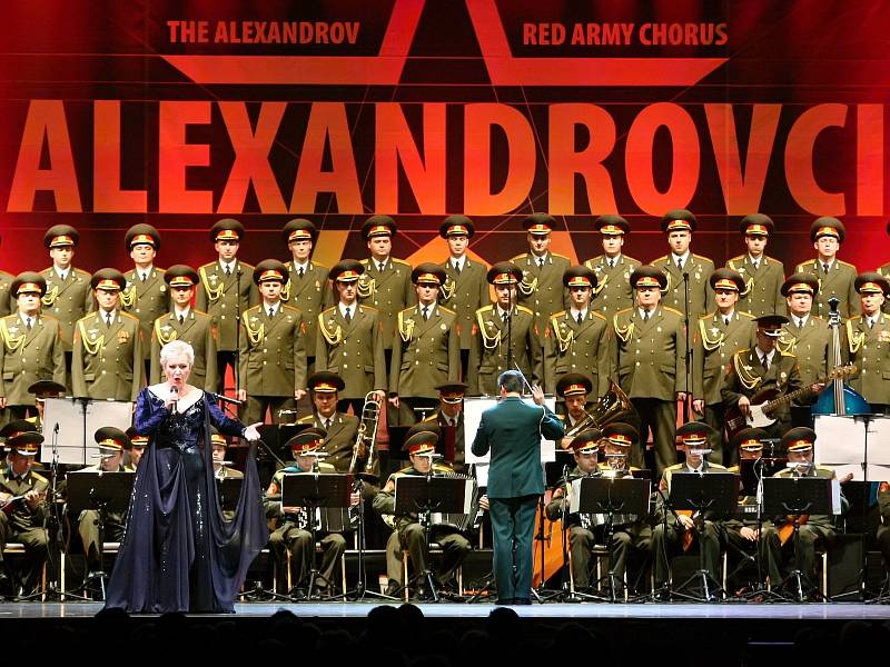 Při svém historicky prvním vánočním turné se v Brně představil slavný ruský soubor Alexandrovci.