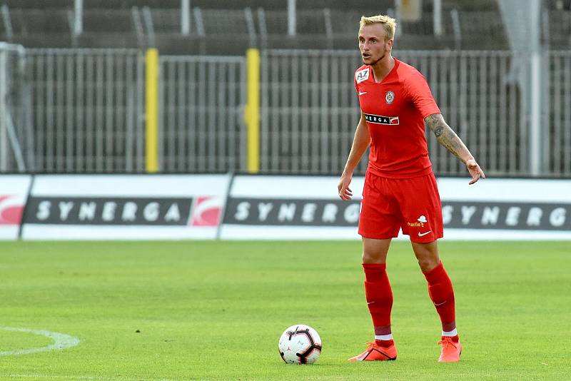 Brno 26.7.2019 - domácí FC Zbrojovka Brno v červeném proti FK Pardubice