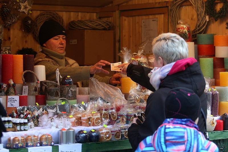 Vánoční trhy na brněnských náměstích.
