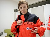 Redaktorka Deníku Rovnost Lenka Grabcová (na snímku) si vyzkoušela v seriálu Na den (s) práci inspektora provozu záchranářů.