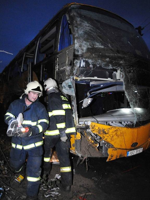 Nehoda autobusu společnosti Student Agency poblíž slovenského Trenčína.