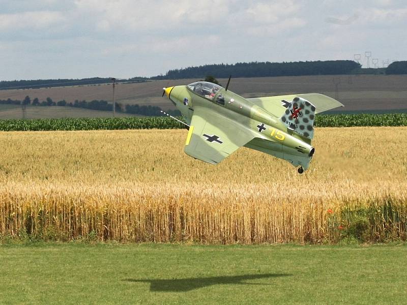 Ivančicko si užilo přehlídku modelářů letadel Jets Over Czech