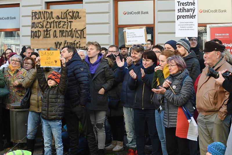 Demonstrace proti Andreji Babišovi v Brně.