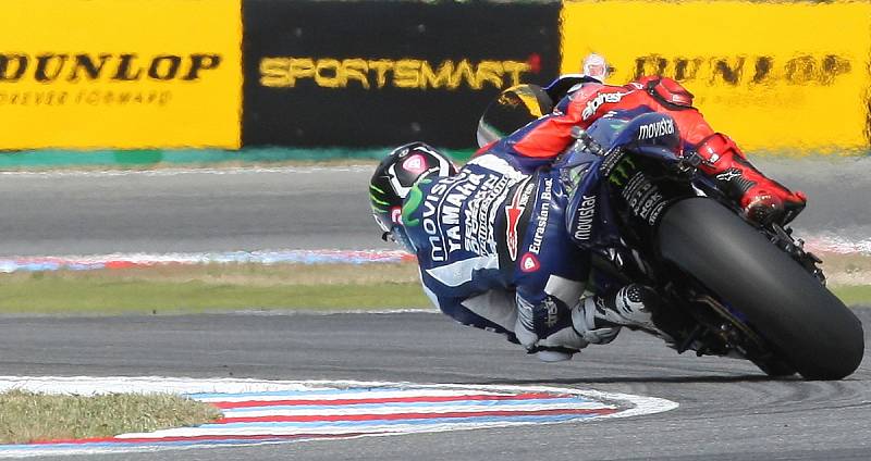 Královskou třídu MotoGP ovládl Španěl Jorge Lorenzo na Yamaze. Na Hondě dojel druhý další španělský závodník Marc Márquez. Třetí už s větším odstupem finišoval hvězdný Ital Valentino Rossi. Abraham skončil poslední.