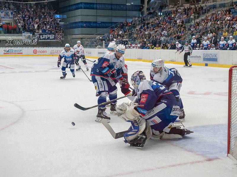 Piráti v první kole letošní extraligy přivítali loňského mistra Kometu Brno.