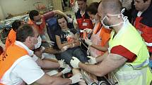 Cvičení připravenosti na mimořádnou událost Trauma 2012 prověřilo, zda zaměstnanci Fakultní nemocnice v Brnědokáží zachraňovat lidské životy.