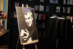 Do kondolenční knihy mohou lidé napsat vzkaz nebo vyjádřit lítost nad smrtí známého spisovatele a brněnského rodáka Milana Kundery.