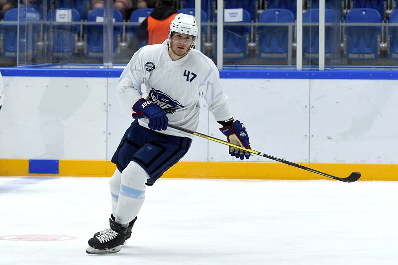 HC Kometa Brno v bílém (Martin Zaťovič) proti HC Olomouc