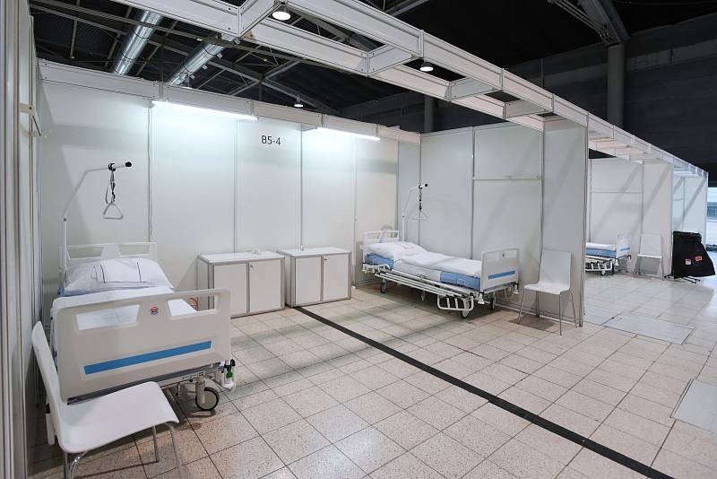9.11.2020 - otevření provizorní nemocnice na brněnském výstavišti v pavilonu G2
