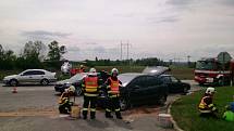 Pět zraněných lidí. Takový je výsledek nedělní odpolední nehody dvou aut v Davídkově ulici v brněnských Chrlicích.