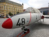 Výstava letadel na brněnském náměstí Svobody jako součást festivalu Ignis Brunensis.