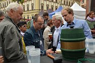 Brňané za slavným bavorským svátkem piva nemusí jezdit až do Německa. Známý Oktoberfest si užijí přímo na Zelném trhu v centru města.