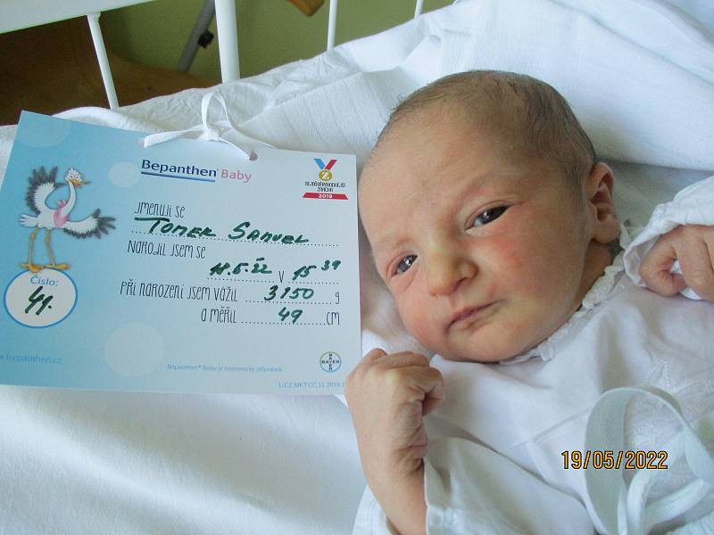 Samuel Tomek, 18. května 2022, Mikulov, Nemocnice Břeclav, 49 cm, 3150 g