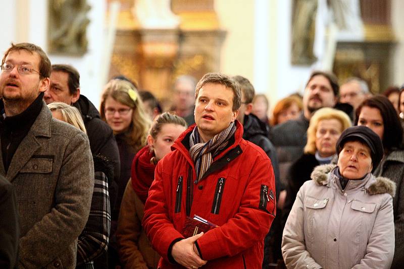 Děkovná mše za nového papeže Františka v katedrále sv. Petra a Pavla v Brně.