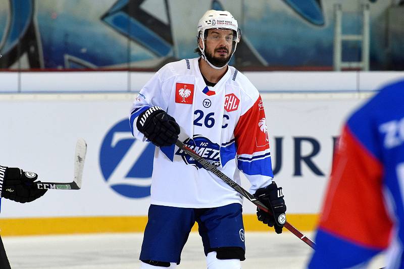 Zápas Ligy mistrů mezi Kometou Brno (Martin Zaťovič) a EV Zug ze Švýcarska.