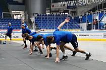 Hokejisté Komety zahájili suchou přípravu pod vedením Martina Pešouta, Jiřího Horáčka a kondičního trenéra Martina Iterského.