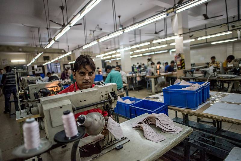 Sweatshopy a továrny v indickém města Ágra
