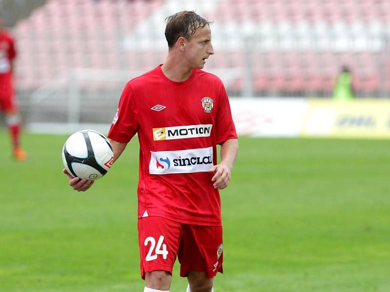 Fotbalisté brněnské Zbrojovky porazili na vlastním stadionu českobudějovické Dynamo 3:1.