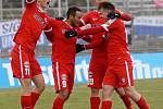 Fotbalisté Zbrojovky Brno (v červeném) porazili Olomouc 1:0.