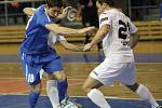 Helas zvítězil ve futsalovém derby proti Tangu 4:0.