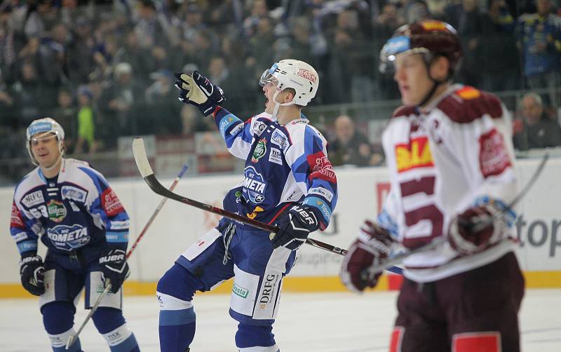 Kometa Brno udolala Spartu Praha 3:2 po prodloužení.