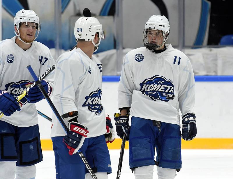 HC Kometa Brno v bílém (Martin Zaťovič) proti HC Olomouc