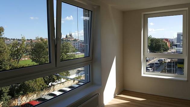 Brněnští radní na letošní rok připravují projekt na další startovací byty na Lomené 48 v Brně-jihu.