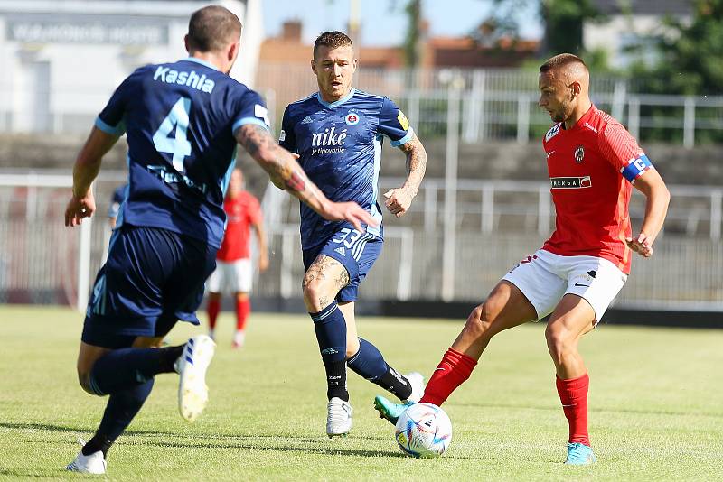 Zbrojovka Brno (v červeném) remizovala v přípravě se Slovanem Bratislava 2:2.