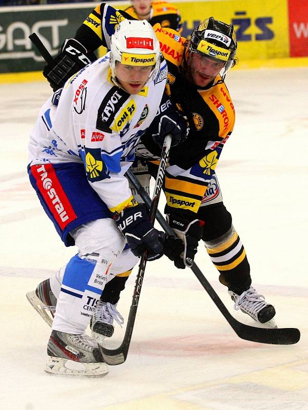 Litvínov si odvezl z ledu Komety tři body za výhru 3:2.