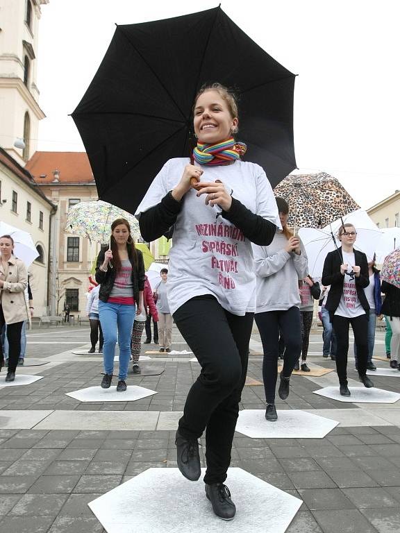 Vystoupením pod širým nebem zahájili čtvrtý ročník Mezinárodního stepařského festivalu. 