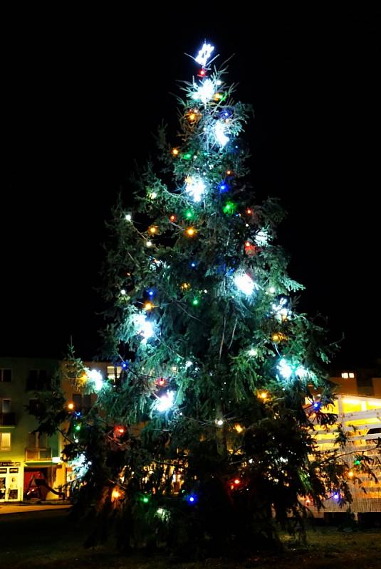 Vánoční strom v Kuřimi.