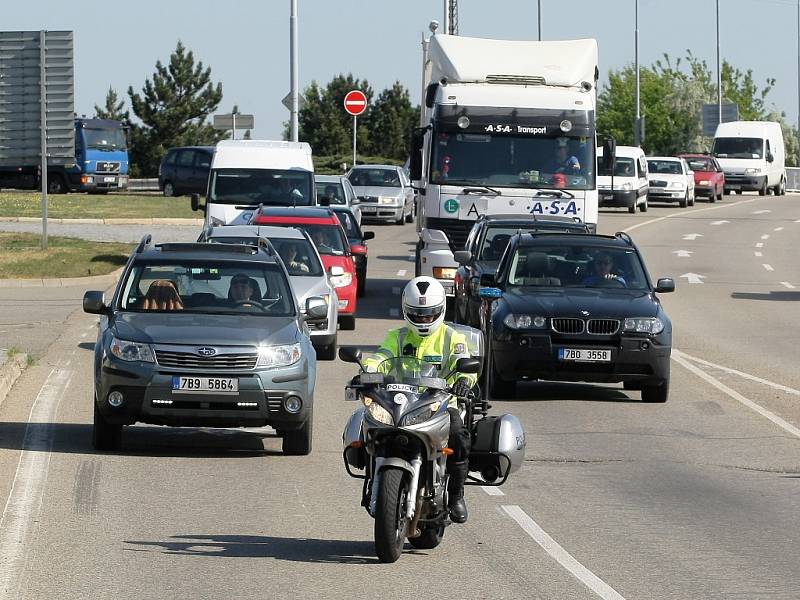 Protesty v Brně se obešly bez větších komplikací. Zemdělci se zdržovali v okolí Slatiny.