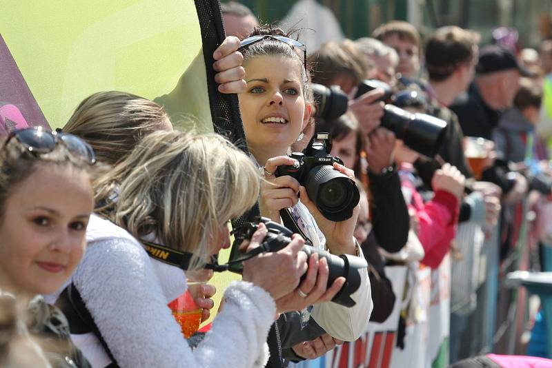 Brněnský půlmaraton a Brněnskou desítku běželo v sobotu v Brně 2260 běžců.