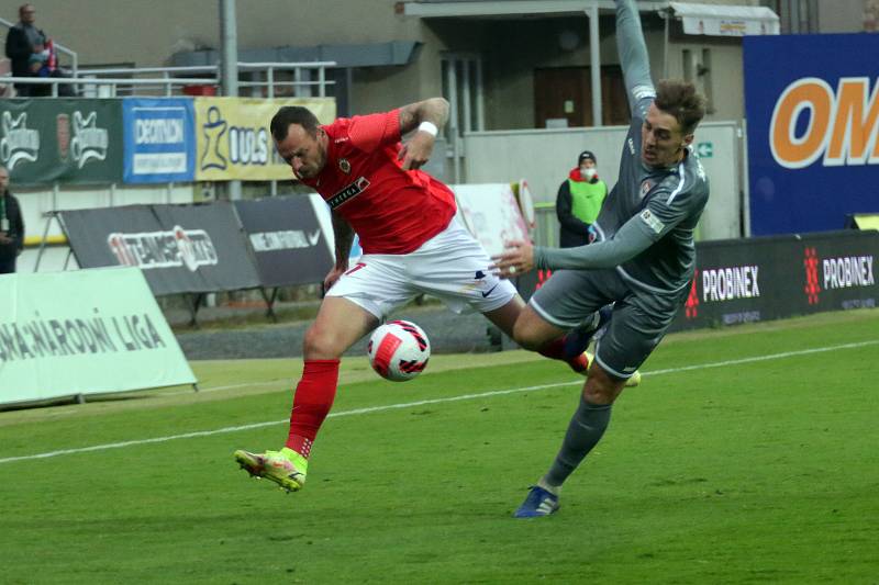 Fotbalový zápas mezi brněnskou Zbrojovkou a Chrudimí